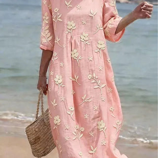דנה | שמלת מידי־שרוול רקומה
